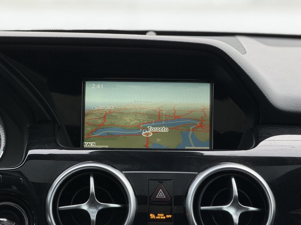 2015 Mercedes-Benz GLK-Class 250 //AMG PKG | PANO | NAVI | BACK UP CAMERA Photo