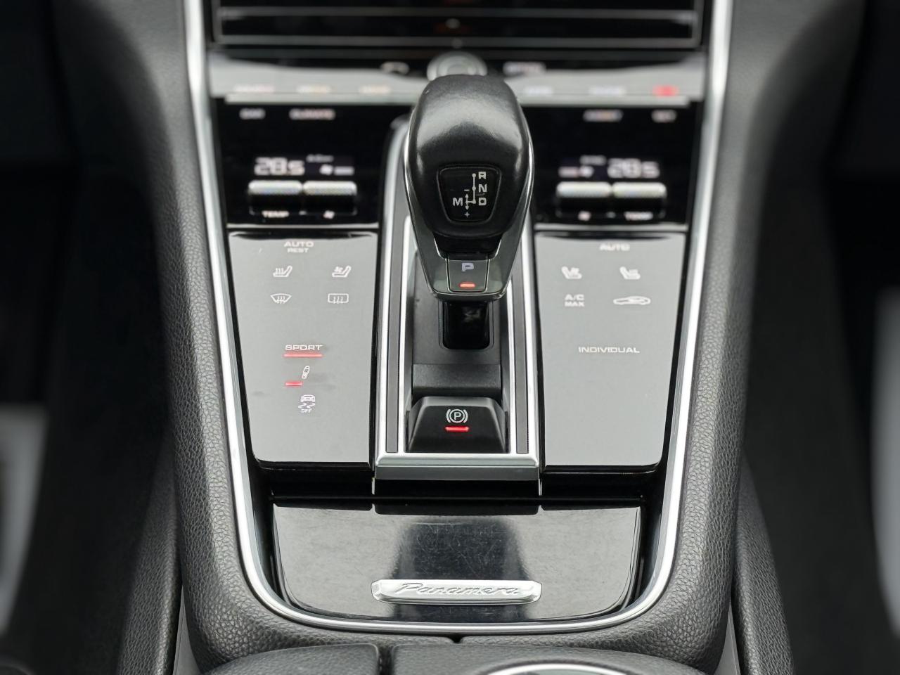 2018 Porsche Panamera 4 | BOSE | PANO | 360 CAMERA | SOFT-CLOSE DOORS | Photo