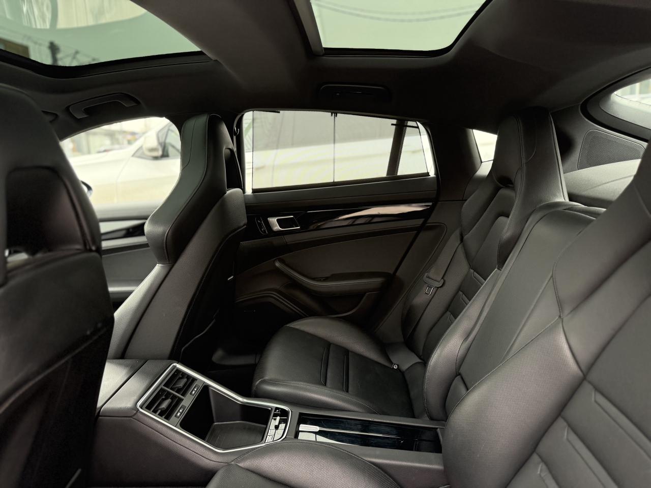 2018 Porsche Panamera 4 | BOSE | PANO | 360 CAMERA | SOFT-CLOSE DOORS | Photo