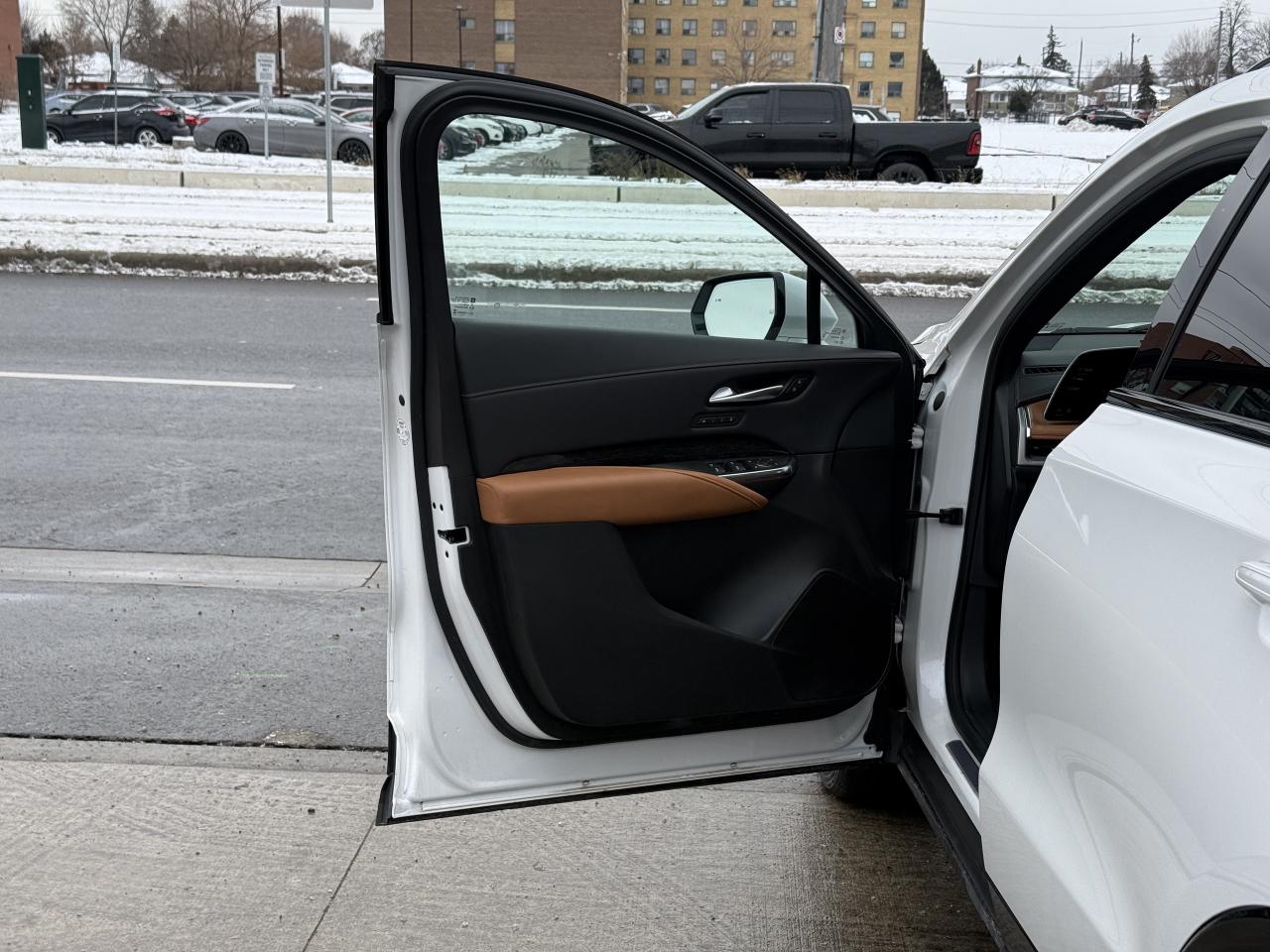 2024 Cadillac XT4 SPORT | PANO | NAVI | APPLE CARPLAY | Photo