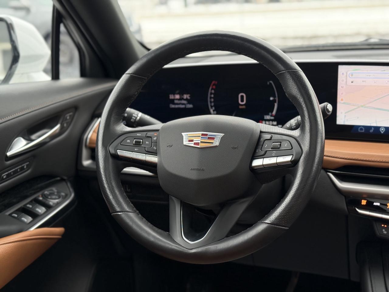 2024 Cadillac XT4 SPORT | PANO | NAVI | APPLE CARPLAY | Photo