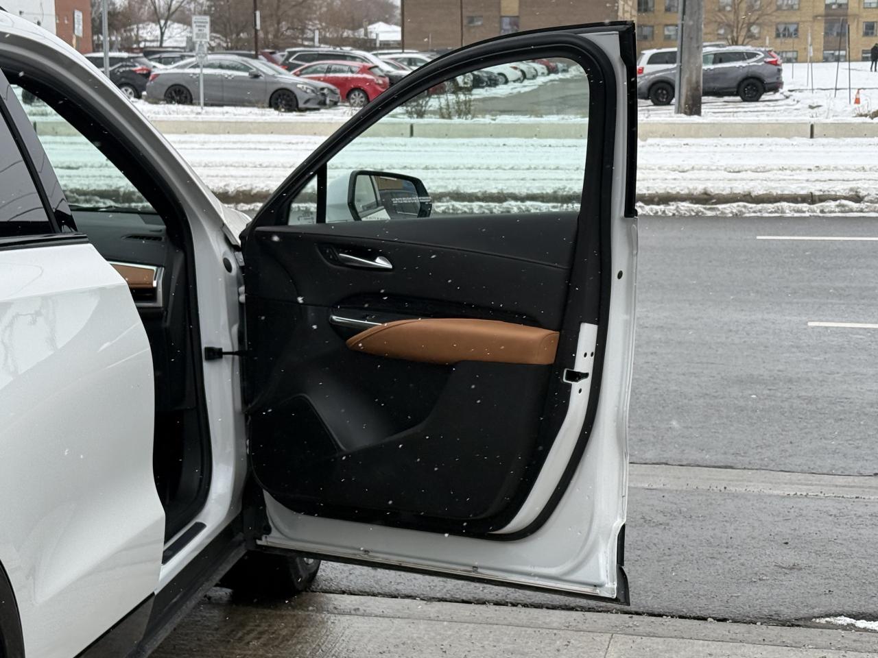 2024 Cadillac XT4 SPORT | PANO | NAVI | APPLE CARPLAY | Photo