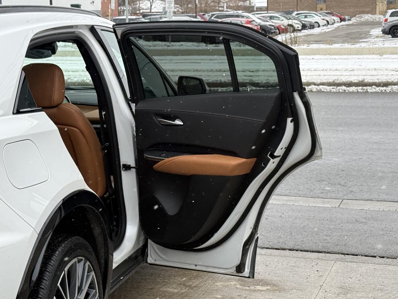 2024 Cadillac XT4 SPORT | PANO | NAVI | APPLE CARPLAY | Photo