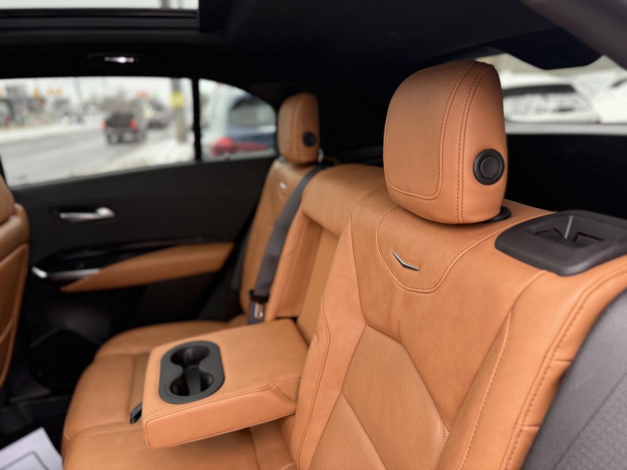 2024 Cadillac XT4 SPORT | PANO | NAVI | APPLE CARPLAY | Photo