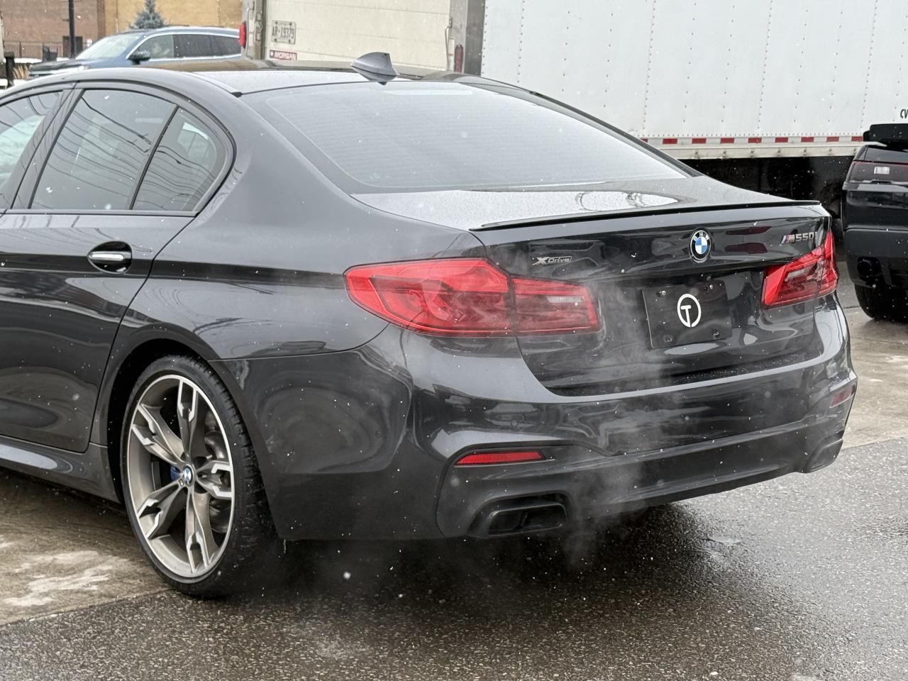 2018 BMW 5 Series M550i | HUD | SOFT-CLOSE l HARMAN KARDON | MASSAGE Photo