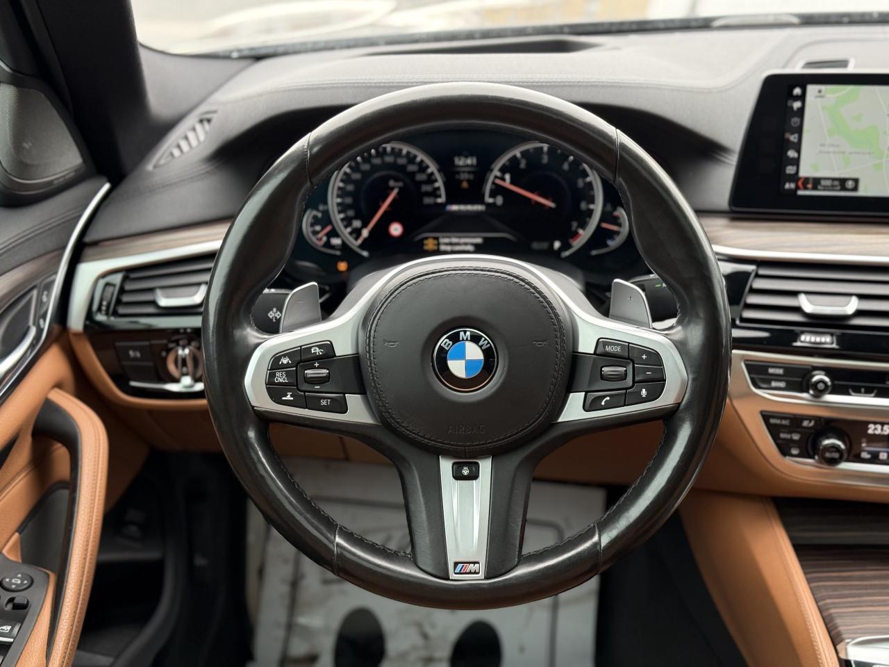 2018 BMW 5 Series M550i | HUD | SOFT-CLOSE l HARMAN KARDON | MASSAGE Photo