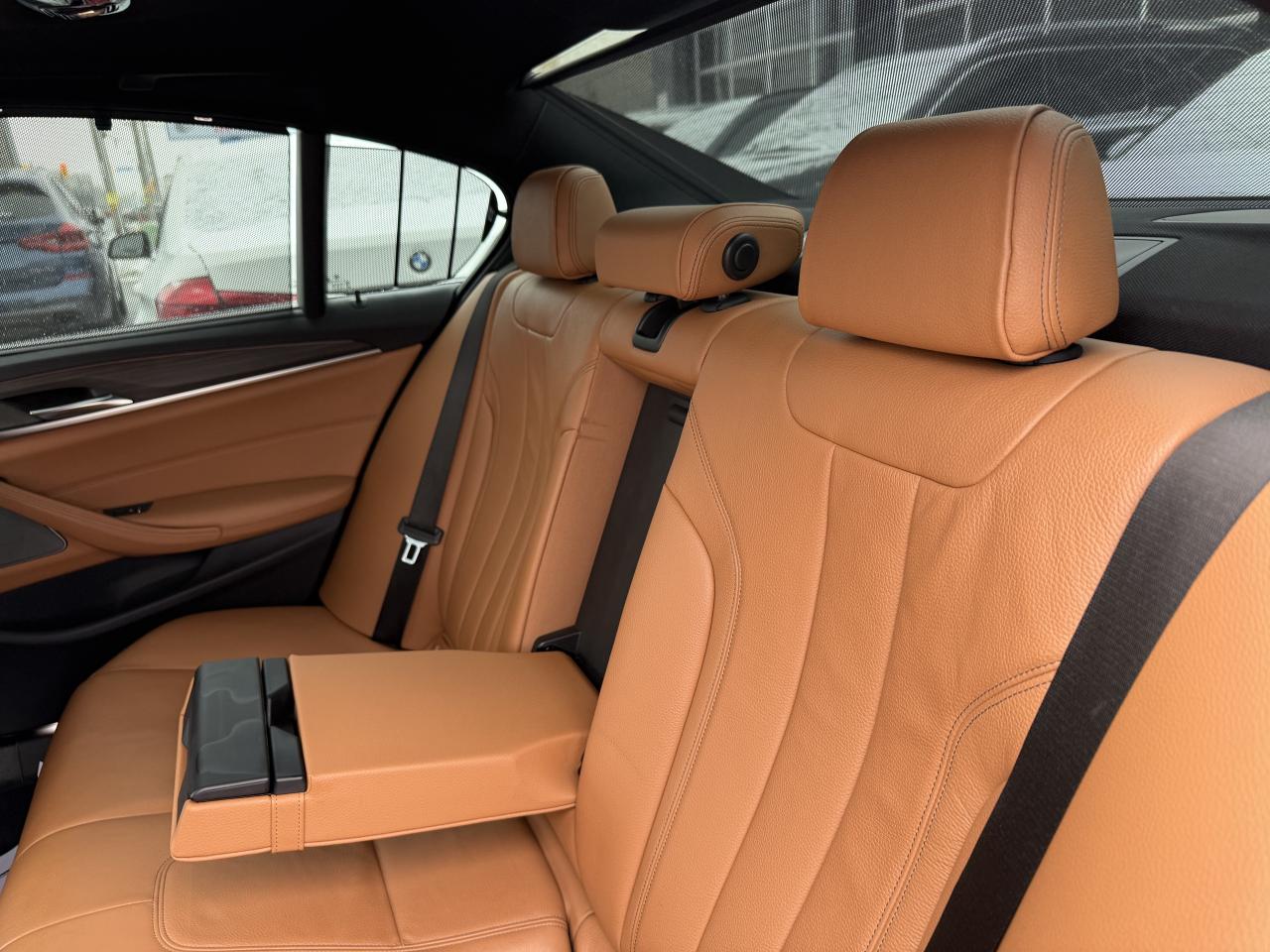 2018 BMW 5 Series M550i | HUD | SOFT-CLOSE l HARMAN KARDON | MASSAGE Photo