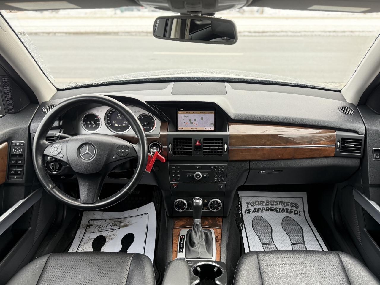 2010 Mercedes-Benz GLK-Class 350 | NO ACCIDENTS | PANO | NAVI | HEATED SEATS Photo