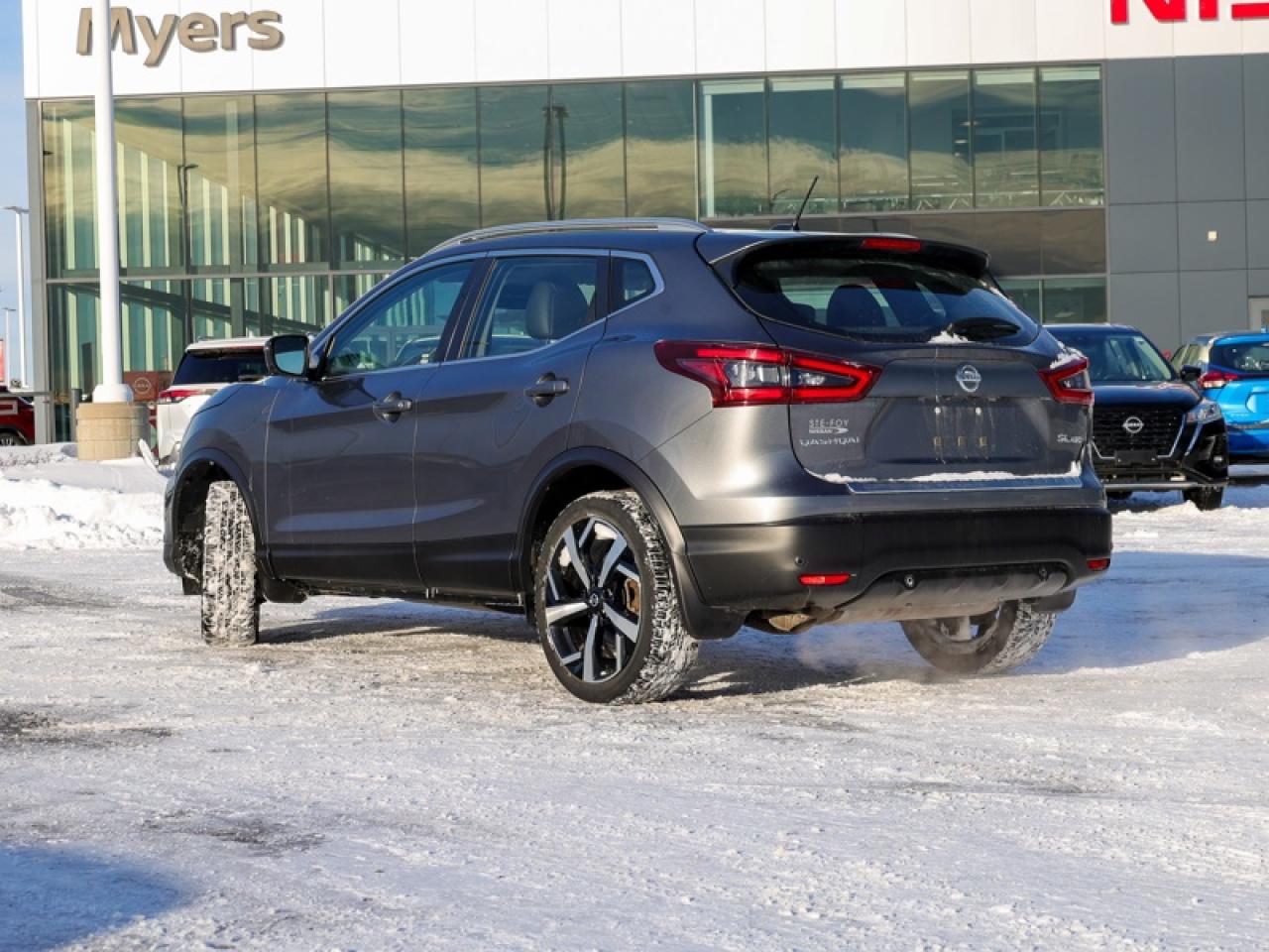 2022 Nissan Qashqai SL AWD  - Leather Seats - $178 B/W Photo