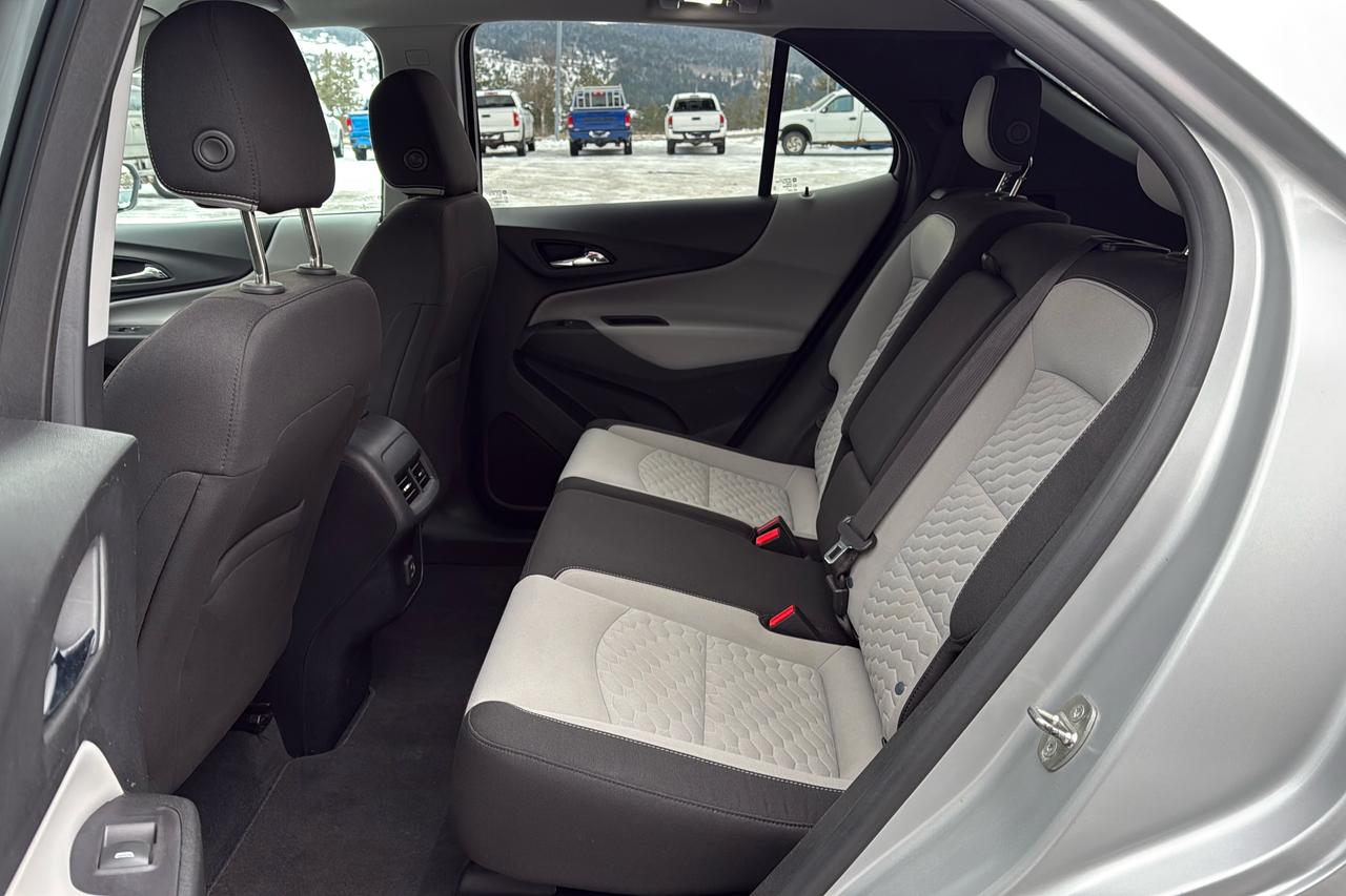 2020 Chevrolet Equinox LS Photo