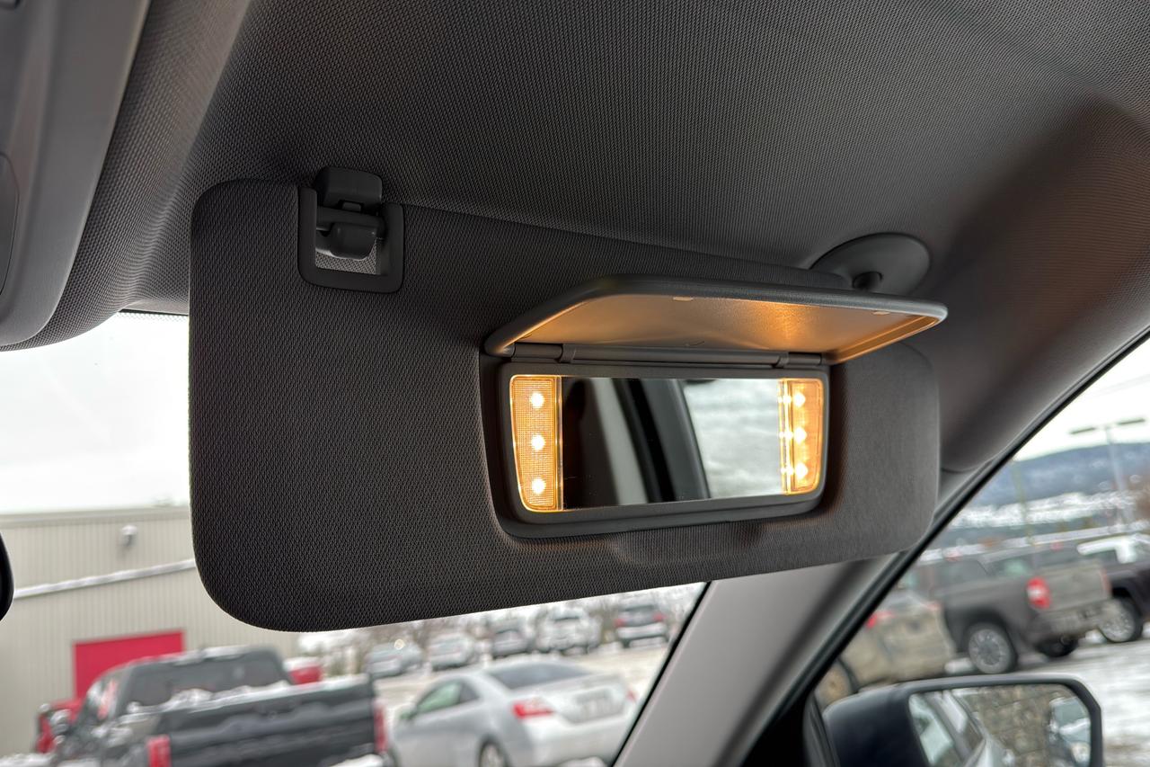 2020 Chevrolet Equinox LS Photo