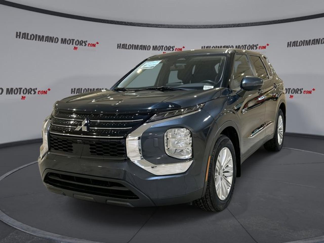 2024 Mitsubishi Outlander Plug-In ES AWC Plug-in Hybrid Photo0