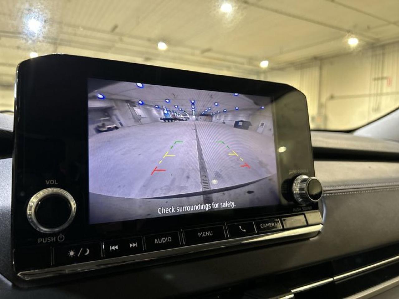 2024 Mitsubishi Outlander Plug-In ES AWC Plug-in Hybrid Photo