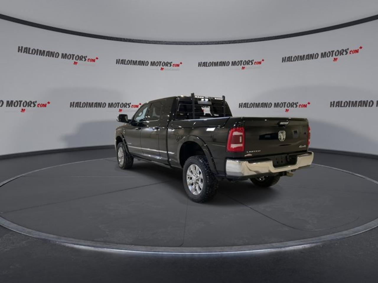 2021 RAM 2500 Limited Mega Cab 6'4 Box 4x4 | No accidents Photo