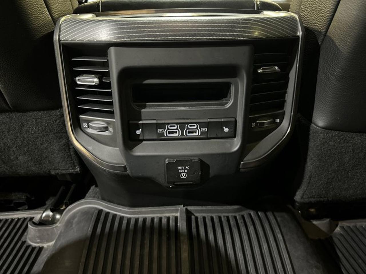 2021 RAM 2500 Limited Mega Cab 6'4 Box 4x4 | No accidents Photo