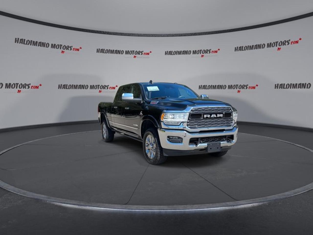 2021 RAM 2500 Limited Mega Cab 6'4 Box 4x4 | No accidents Photo