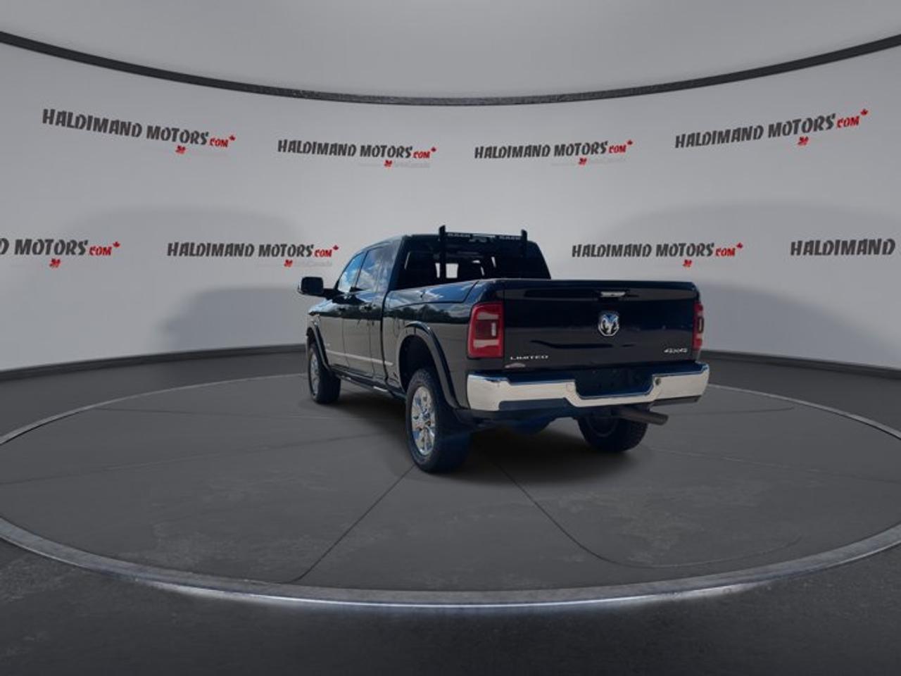 2021 RAM 2500 Limited Mega Cab 6'4 Box 4x4 | No accidents Photo