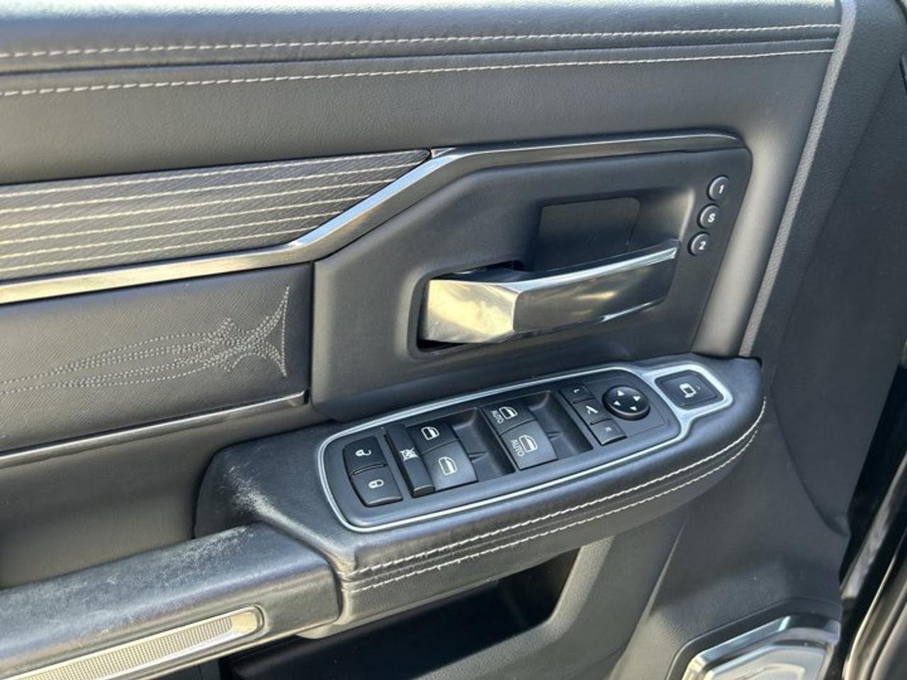 2021 RAM 2500 Limited Mega Cab 6'4 Box 4x4 | No accidents Photo