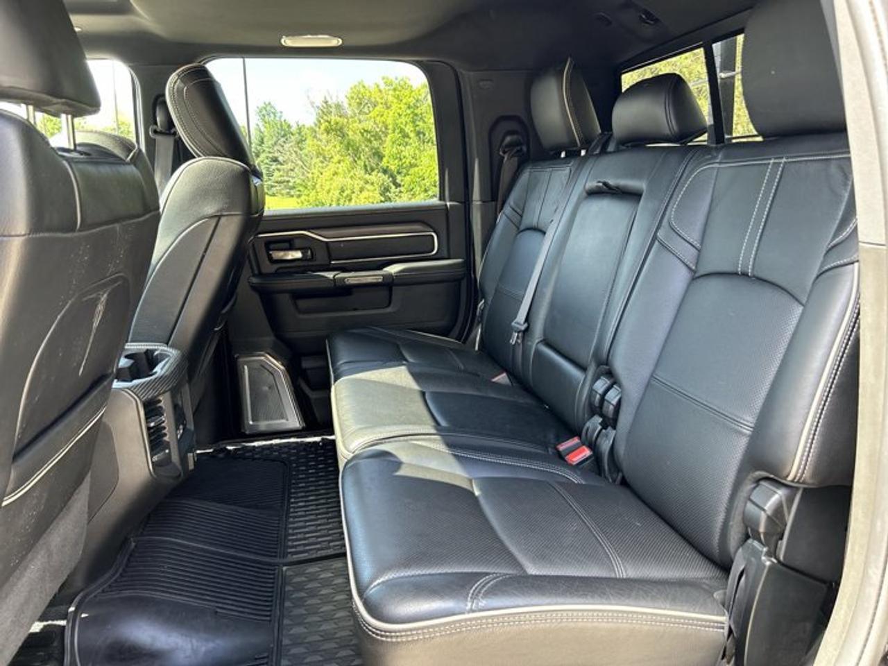 2021 RAM 2500 Limited Mega Cab 6'4 Box 4x4 | No accidents Photo