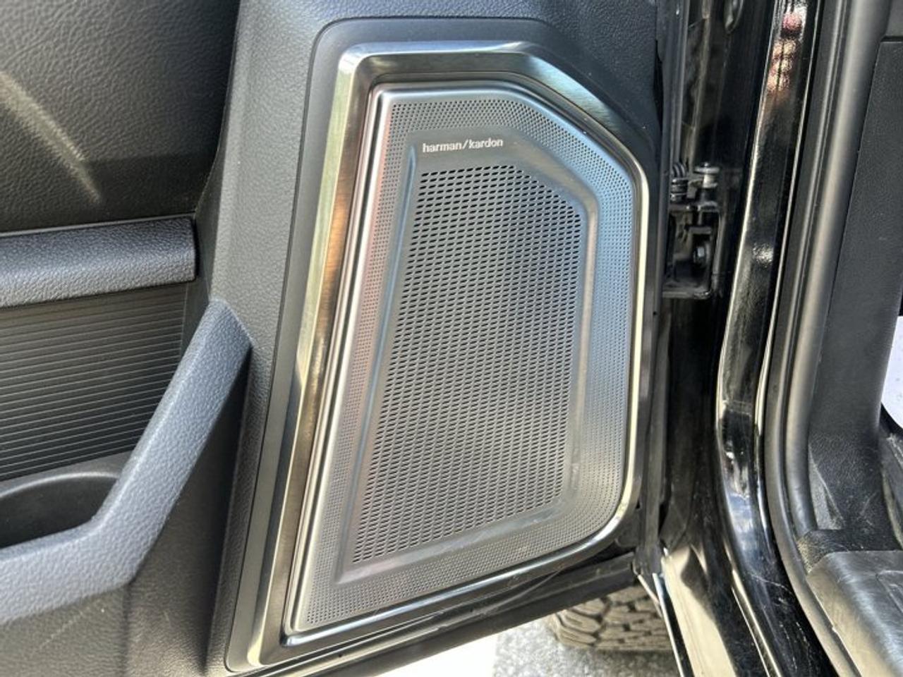 2021 RAM 2500 Limited Mega Cab 6'4 Box 4x4 | No accidents Photo
