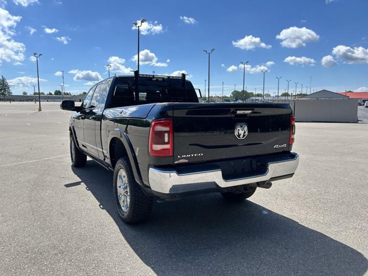 2021 RAM 2500 Limited Mega Cab 6'4 Box 4x4 | No accidents Photo