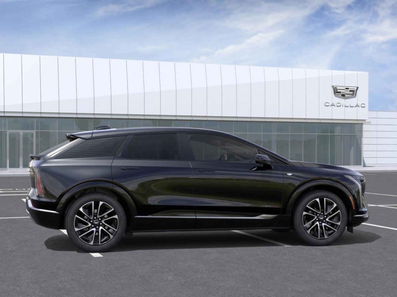 2026 Cadillac OPTIQ Premium Sport  PREMIUM SPORT, AWD, SUPER CRUISE, TRIPLE BLACK Photo