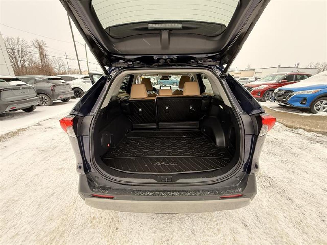 2023 Toyota RAV4 Hybrid Limited AWD Photo