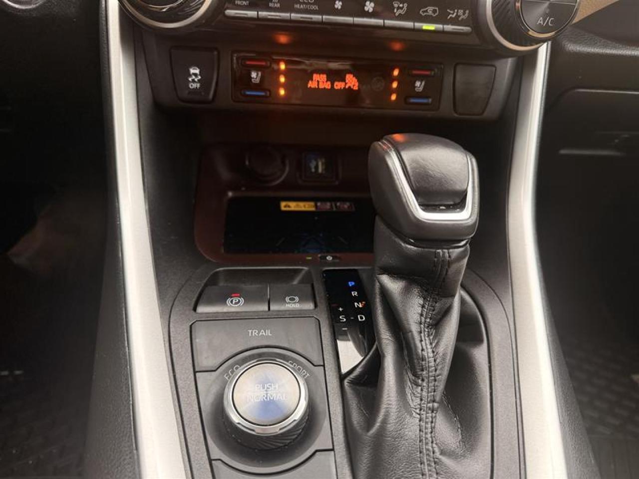 2023 Toyota RAV4 Hybrid Limited AWD Photo