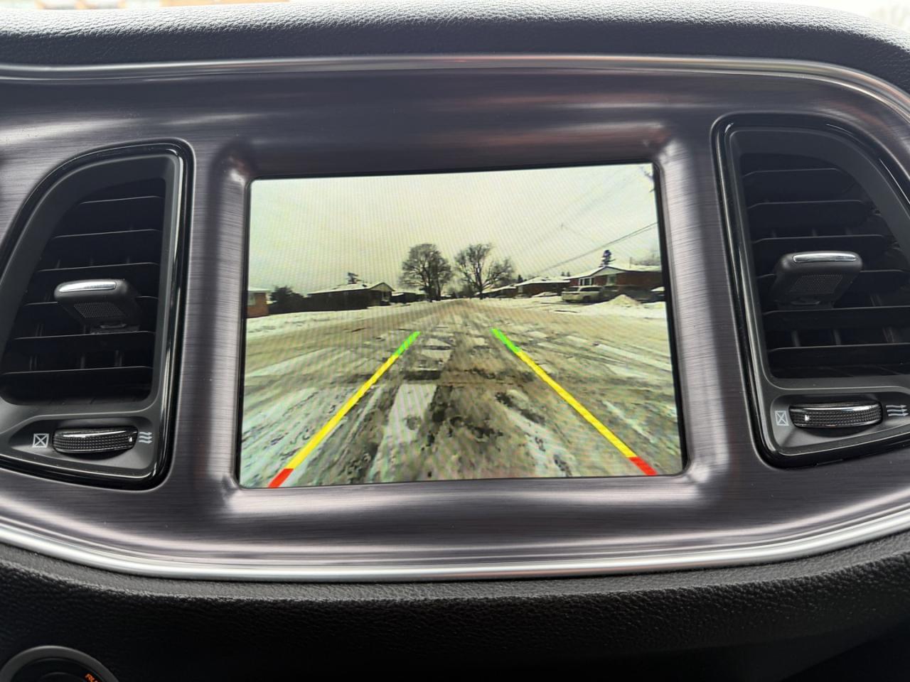 2018 Dodge Challenger SXT Photo