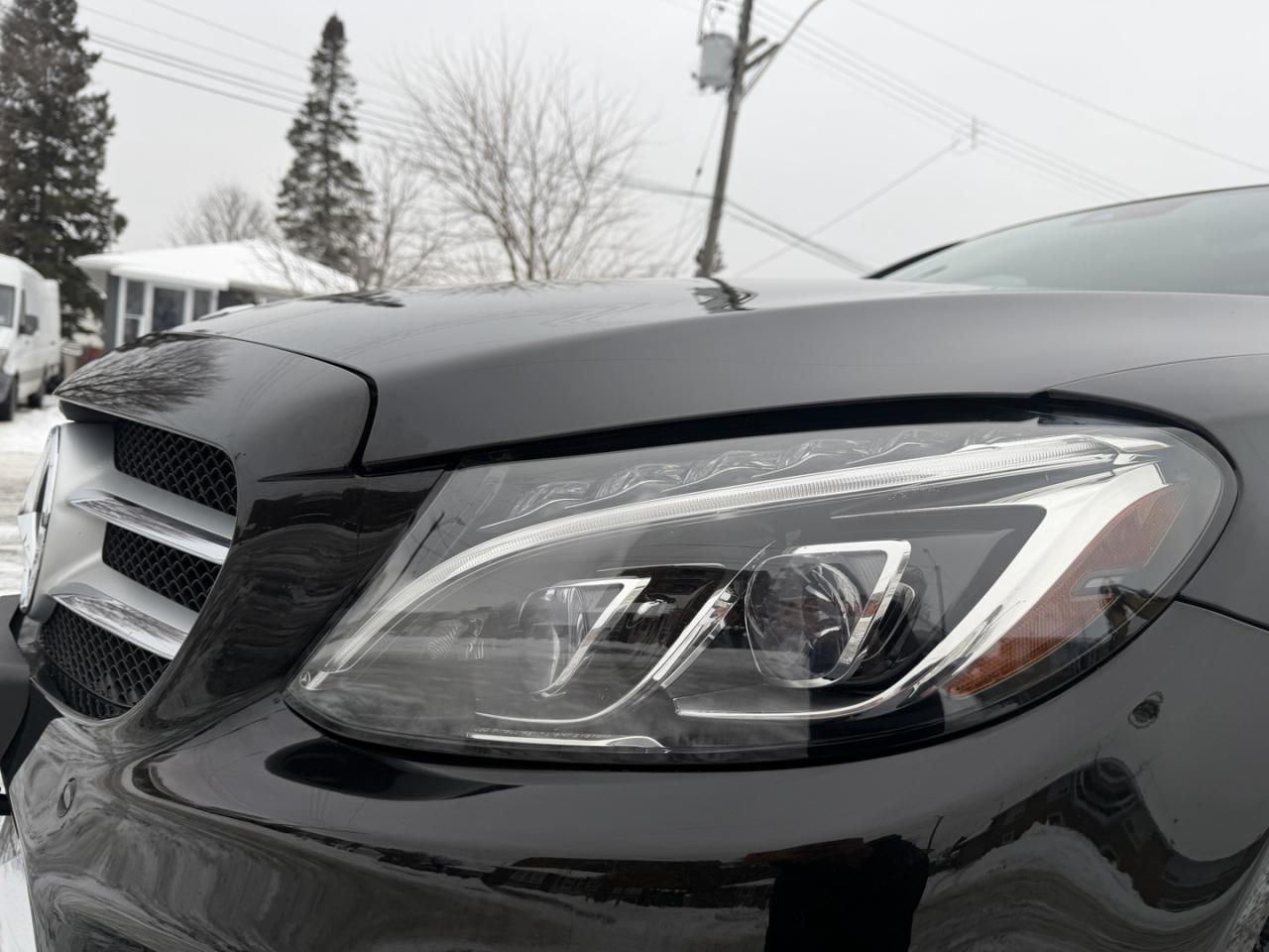 2018 Mercedes-Benz C-Class C300 4MATIC Sedan Photo