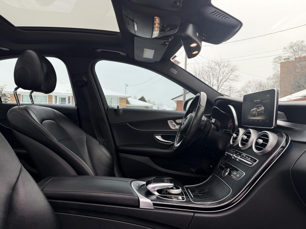 2018 Mercedes-Benz C-Class C300 4MATIC Sedan Photo