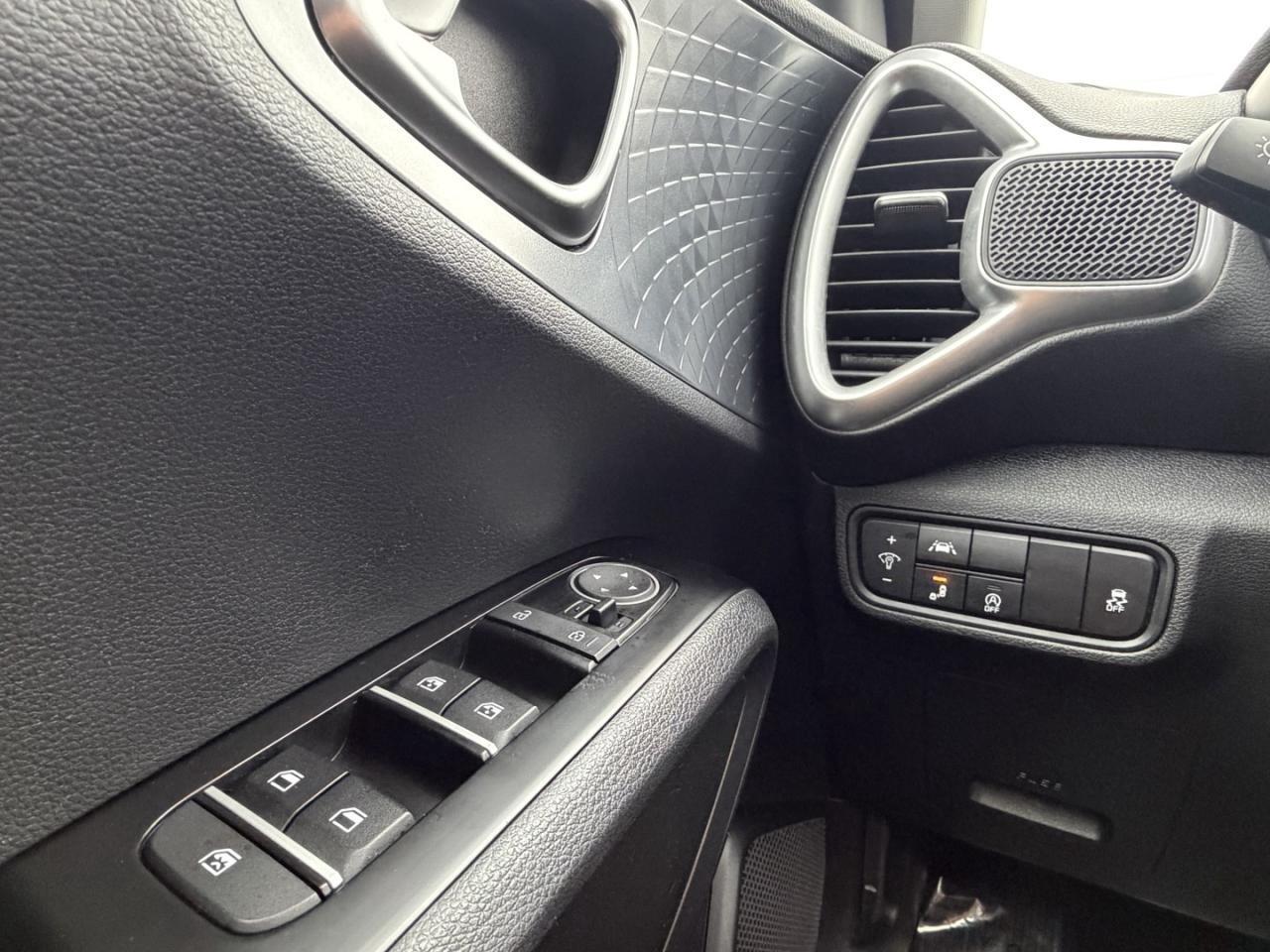 2021 Kia Soul EX IVT Photo