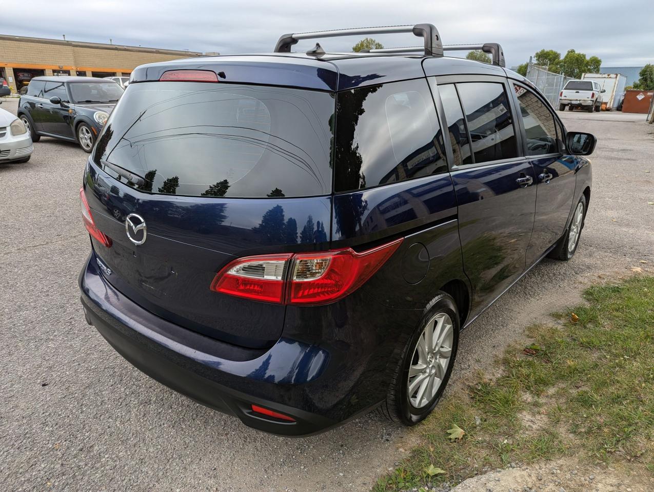 2012 Mazda MAZDA5 "Santa SPECIAL" certified + FREE 6M warranty Photo