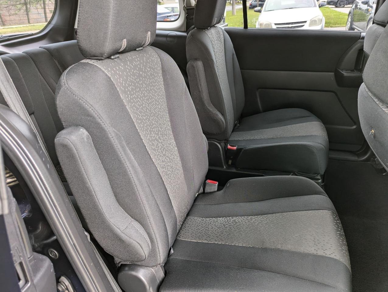 2012 Mazda MAZDA5 "Santa SPECIAL" certified + FREE 6M warranty Photo