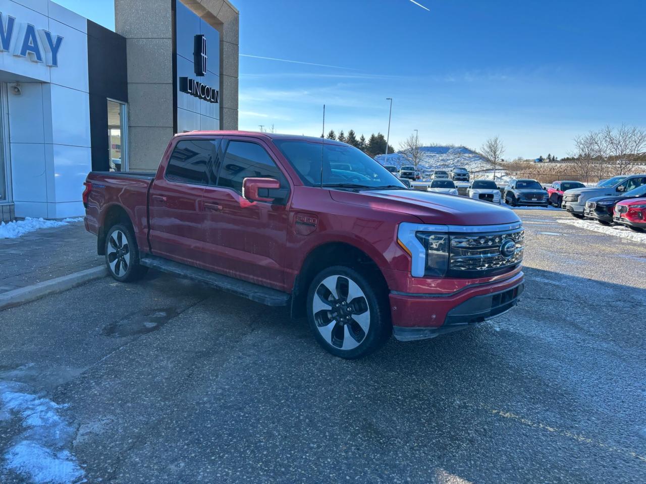 2022 Ford F-150 Lightning PLATINUM! 22" RIMS, LOADED, EXTENDED RANGE BATTERY Photo