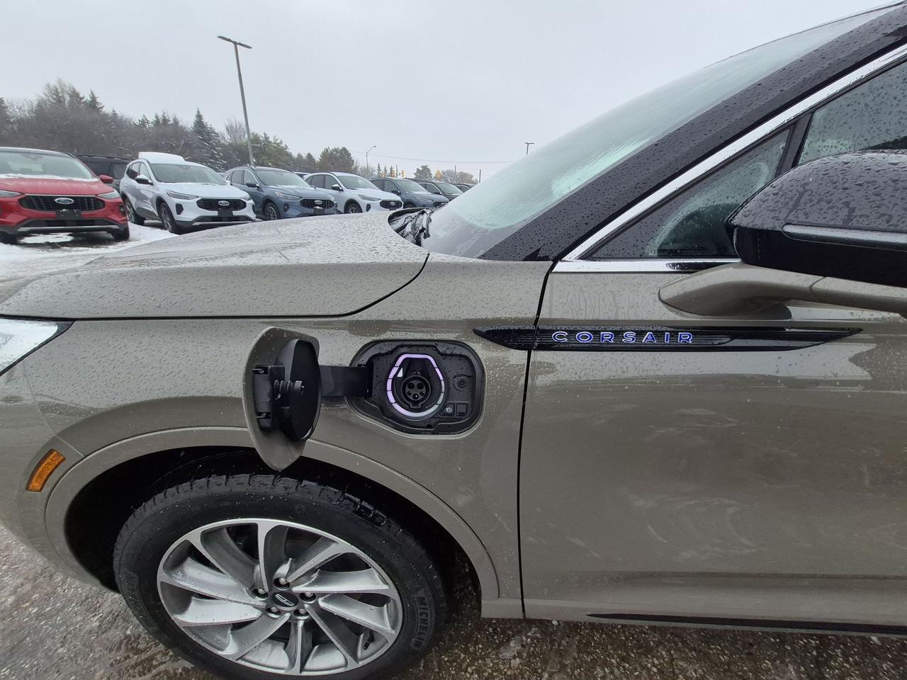 2025 Lincoln Corsair GRAND TOURING, LEATHER, HEATED STEERING WHEEL! Photo