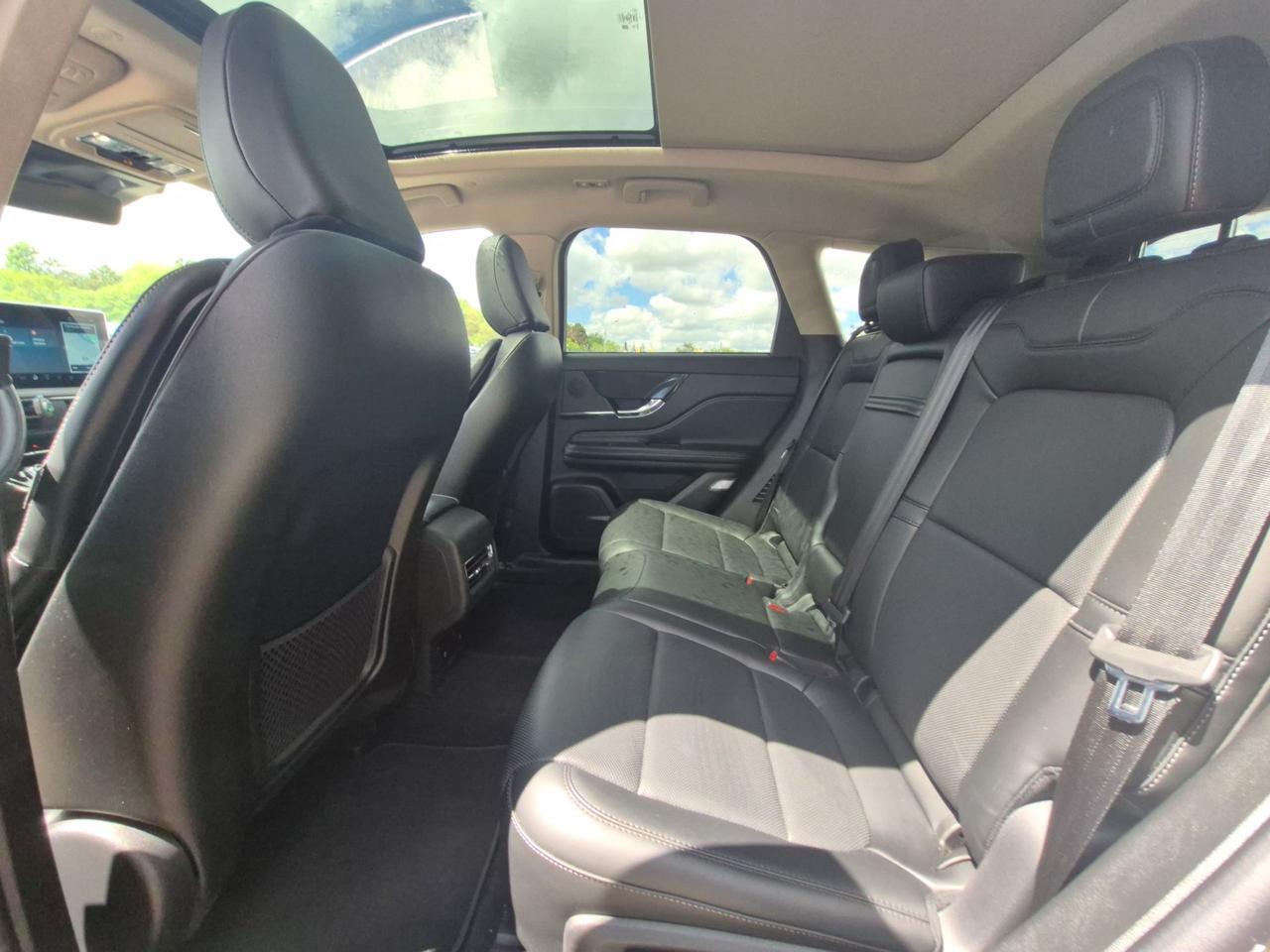 2025 Lincoln Corsair GRAND TOURING, LEATHER, HEATED STEERING WHEEL! Photo