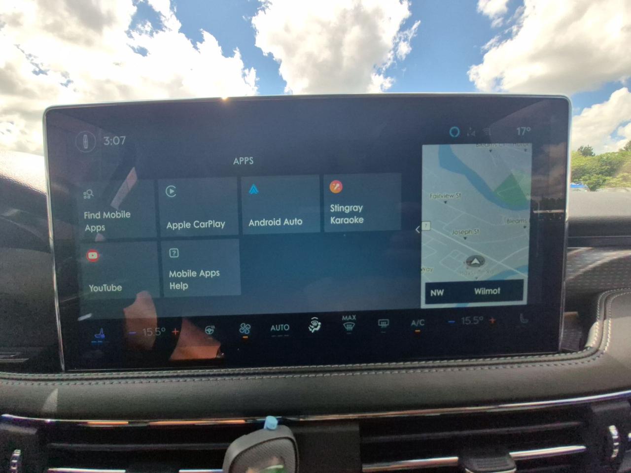 2025 Lincoln Corsair GRAND TOURING, LEATHER, HEATED STEERING WHEEL! Photo