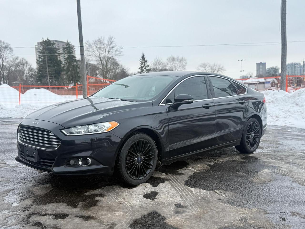 2016 Ford Fusion SE Photo