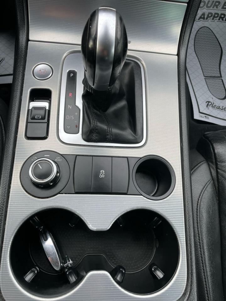 2014 Volkswagen Touareg HIGHLINE Photo