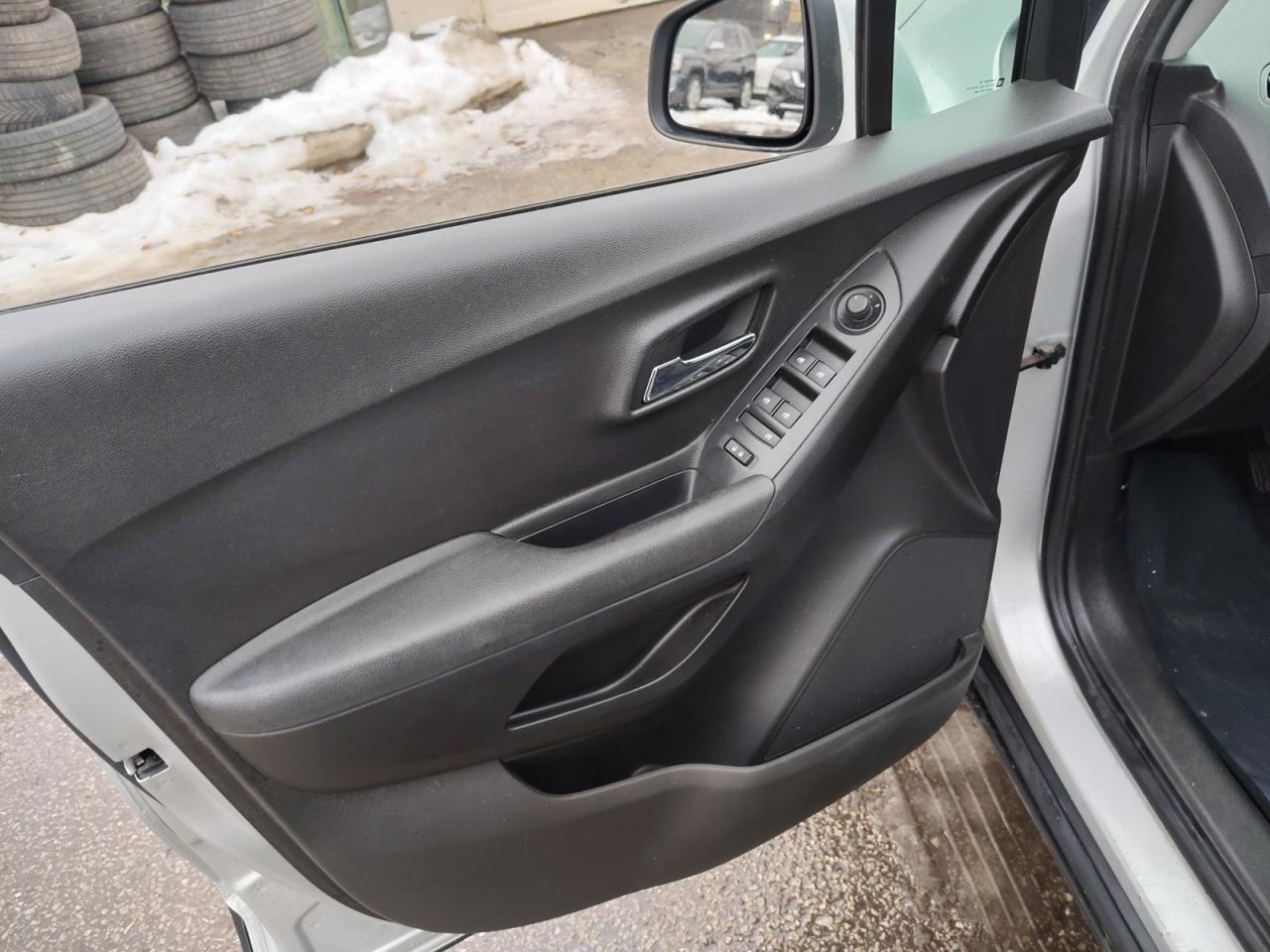 2017 Chevrolet Trax LT Photo