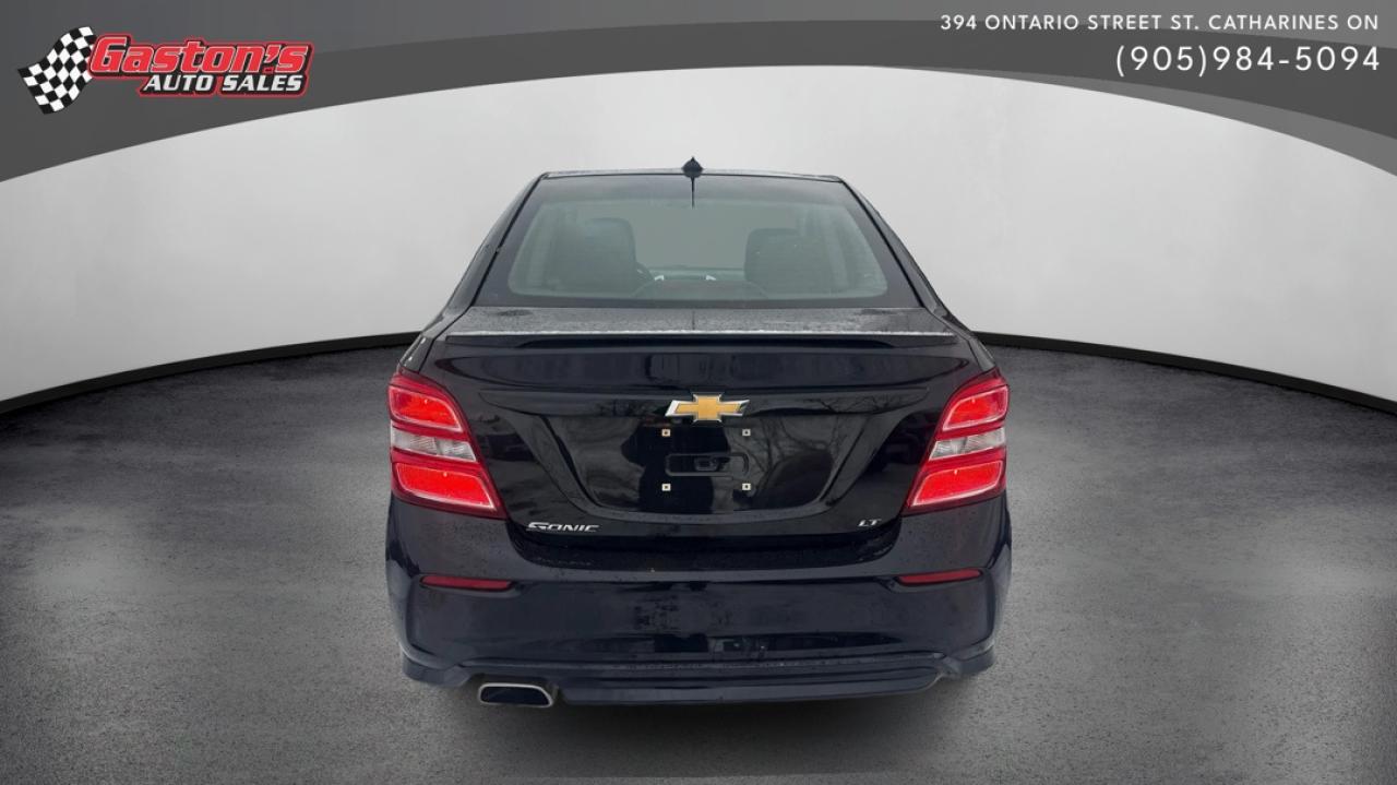 2017 Chevrolet Sonic LT Photo3
