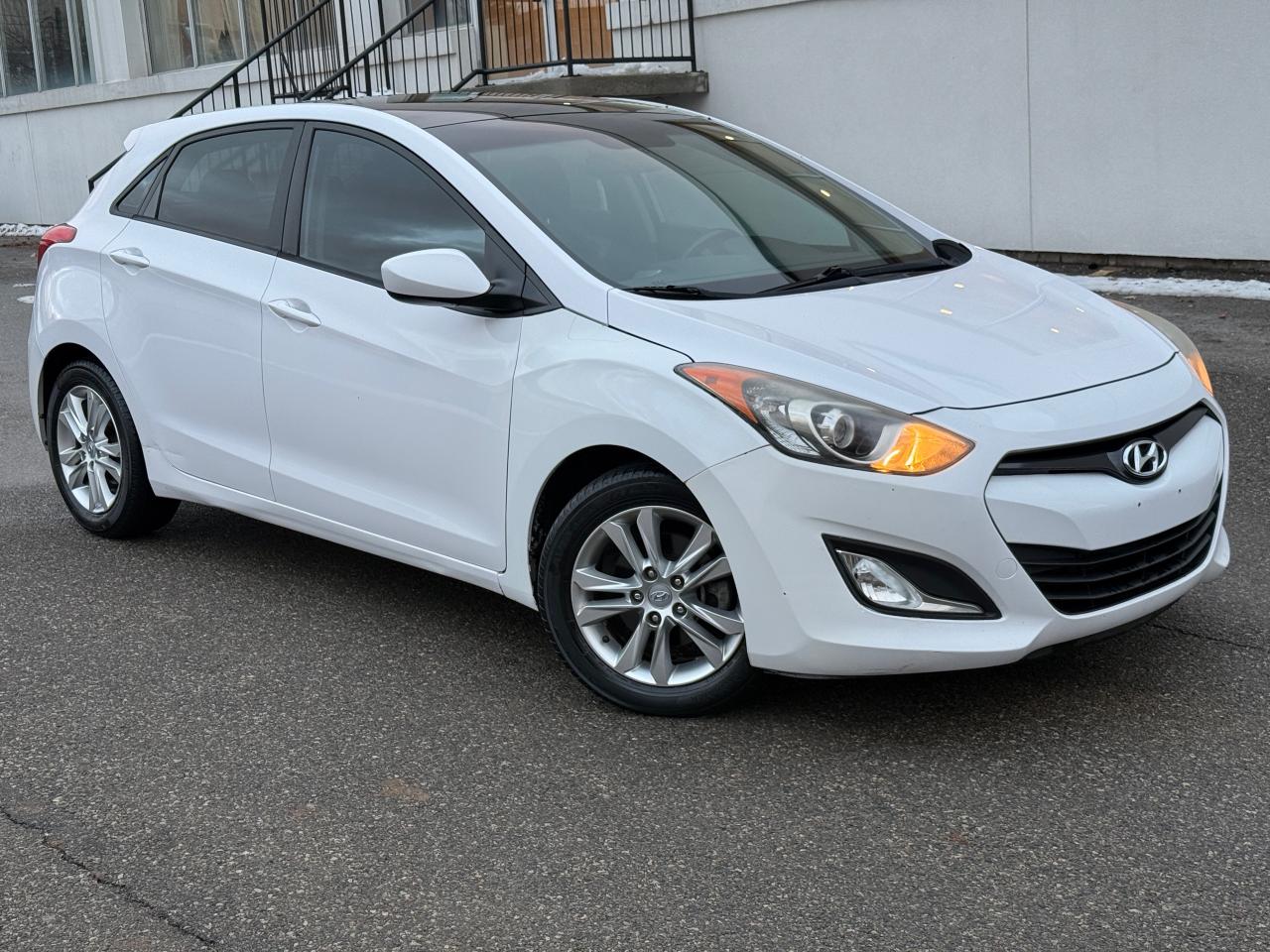 2014 Hyundai Elantra GT GLS Photo2