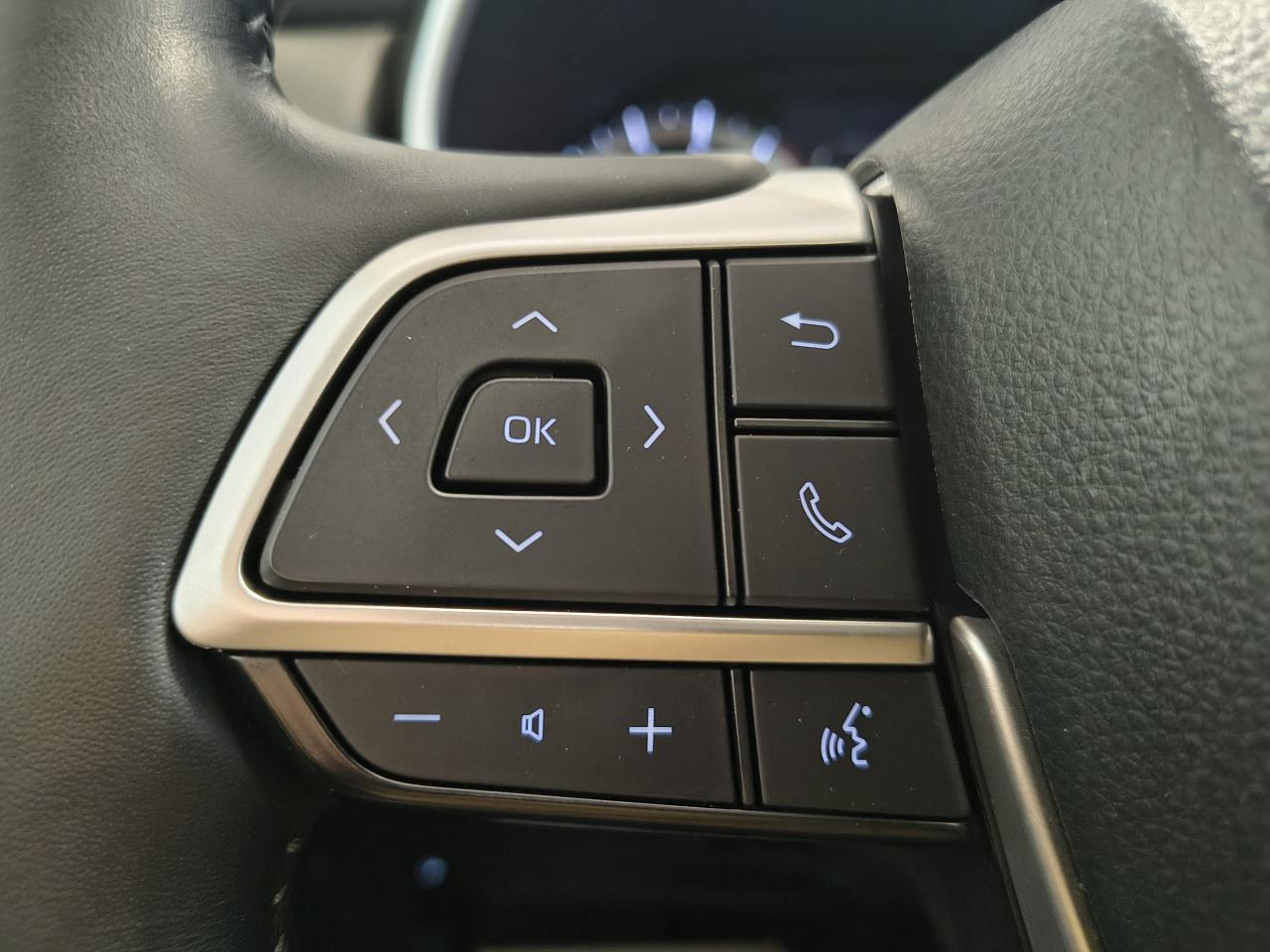 2024 Toyota Highlander XLE AWD Photo0