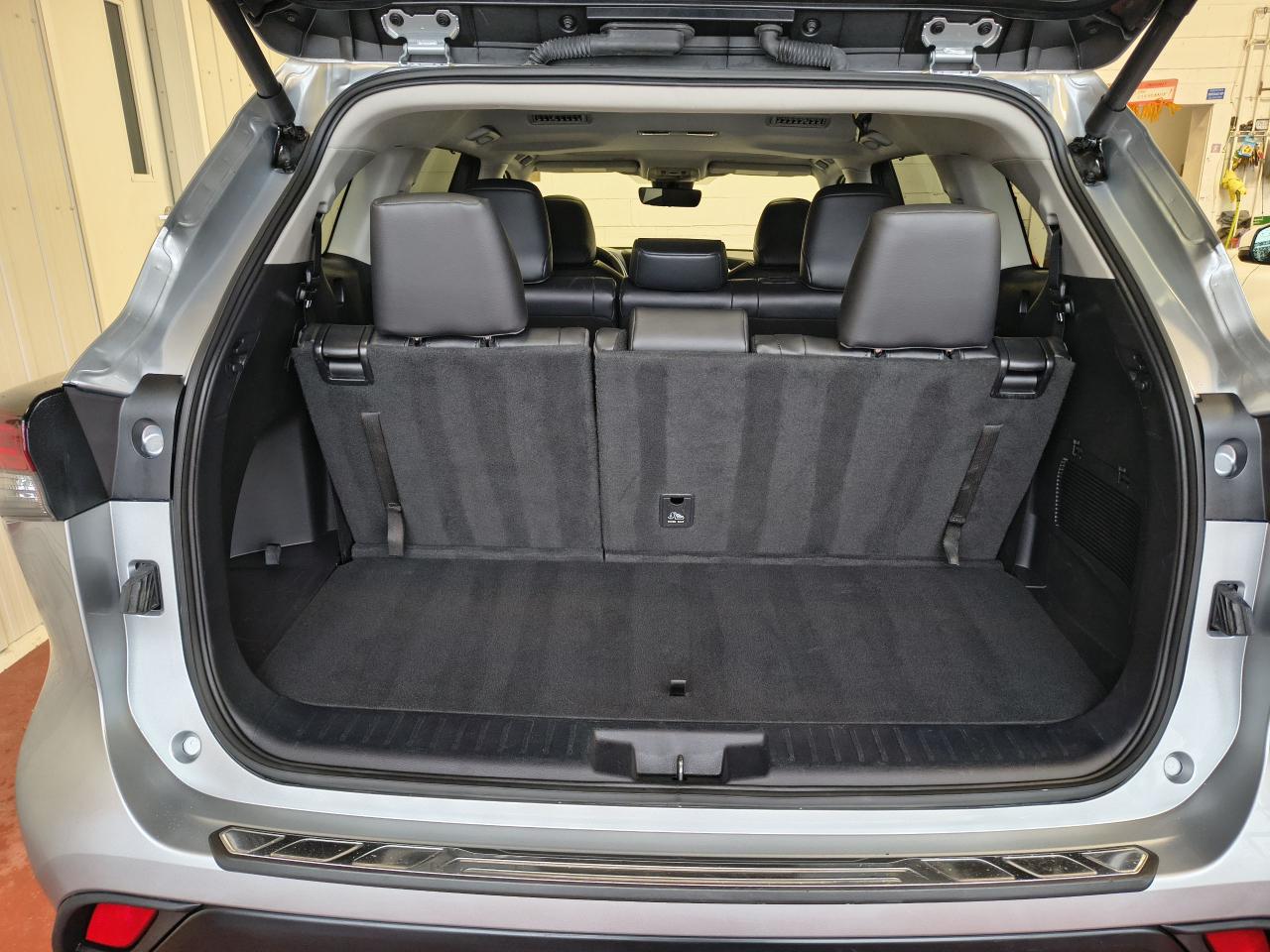 2024 Toyota Highlander XLE AWD Photo0