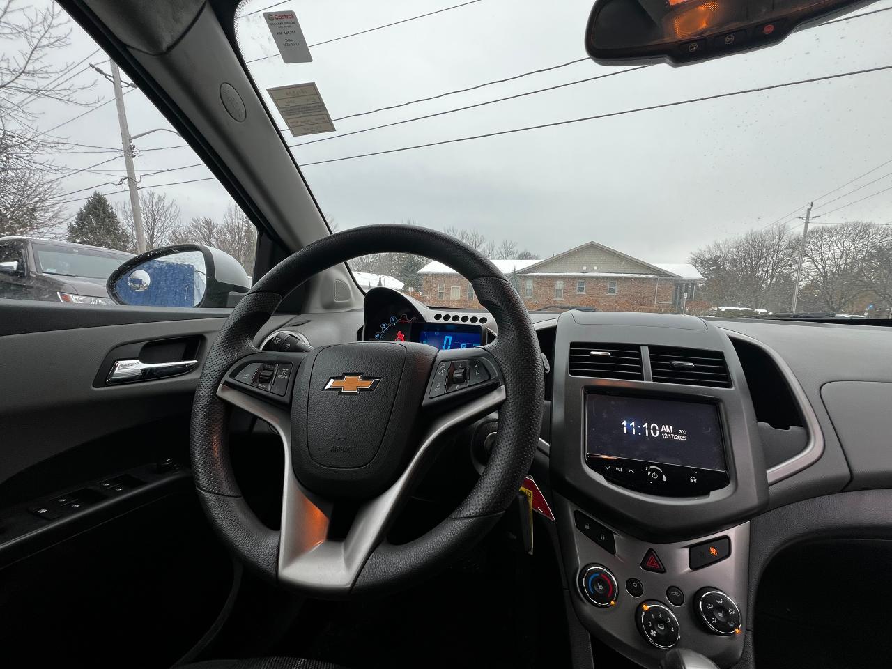 2014 Chevrolet Sonic 5dr HB LT Auto - Photo #14