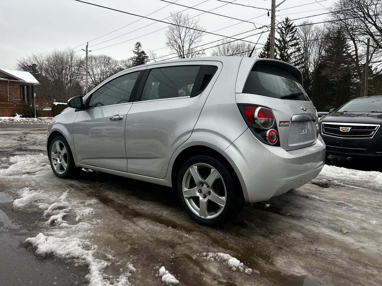 2014 Chevrolet Sonic 5dr HB LT Auto - Photo #5