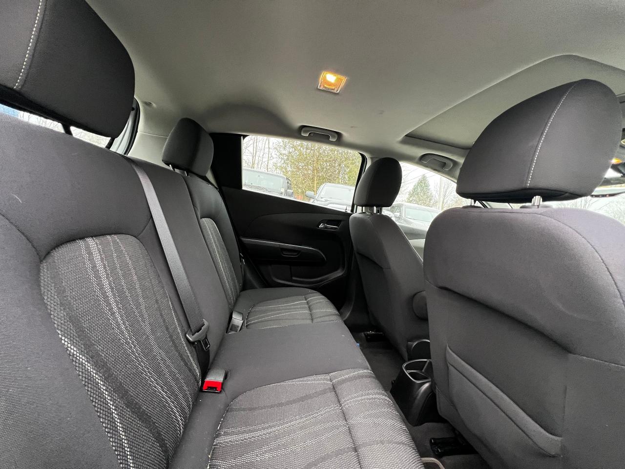 2014 Chevrolet Sonic 5dr HB LT Auto - Photo #8