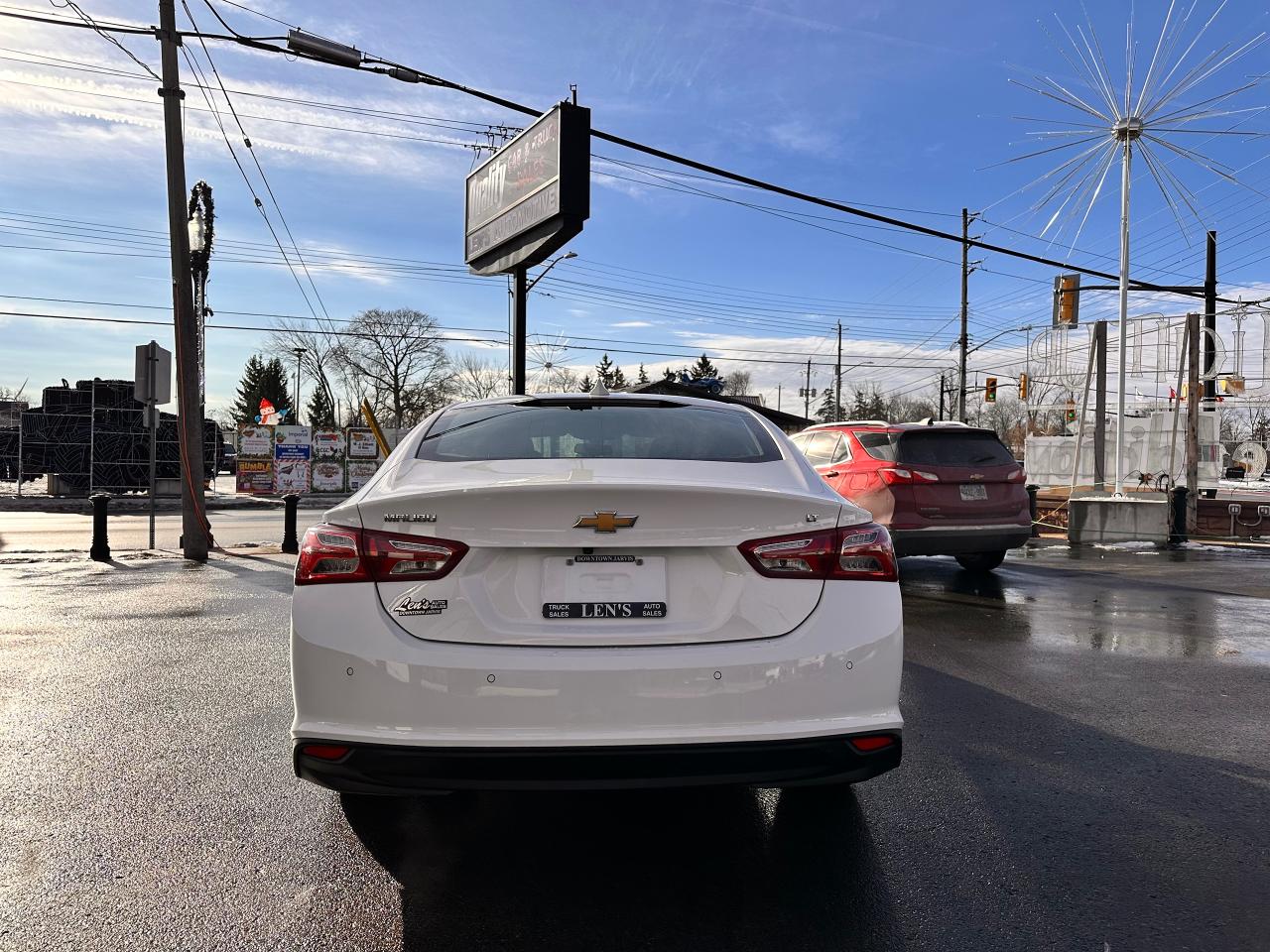 2020 Chevrolet Malibu CARPLAY, HEATED SEATS, FINANCING AVAB!