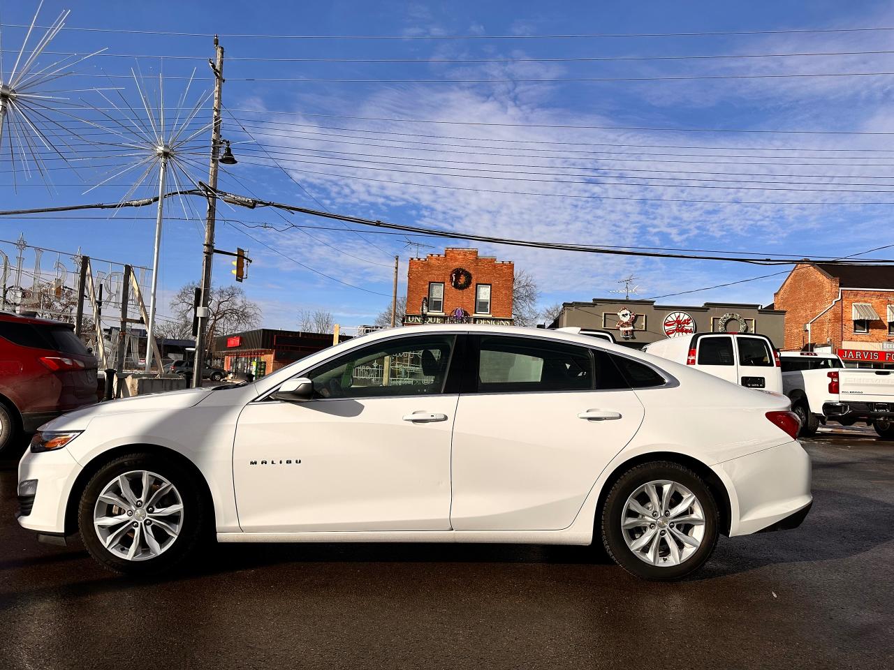 2020 Chevrolet Malibu CARPLAY, HEATED SEATS, FINANCING AVAB!